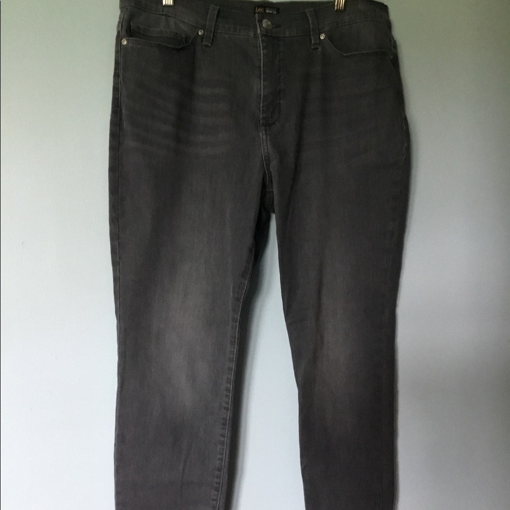 Lee skinny jeans gray slimming fit sz 16M NWOT